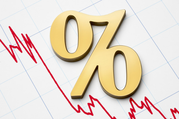 Falling Treasury Yields