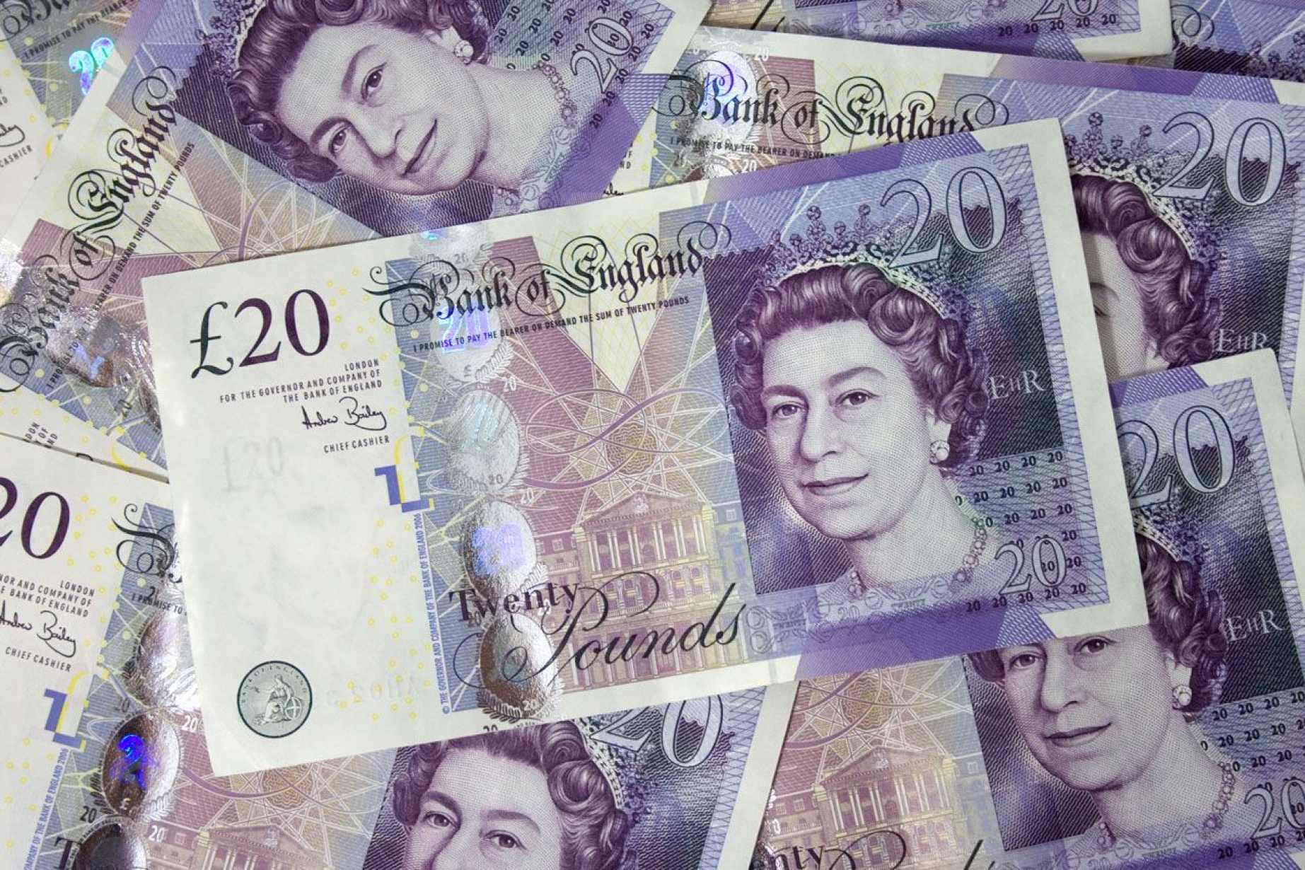 British Pound Tumbles On Moody 039 S Downgrade U Dollar British Pound Tumbles On Moody 039 S
