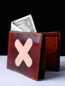 Decline in Discretionary Spending Suggests Economic Recovery Is a Bust