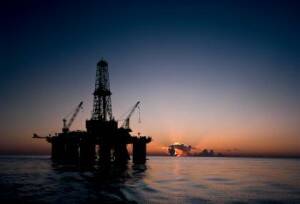 Crude &amp; Brent Oil Fundamental Analysis – August 18, 2015 – Forecast 