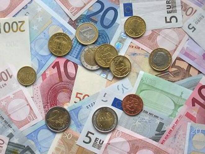 Euro Remains on the Rise Against the US Dollar