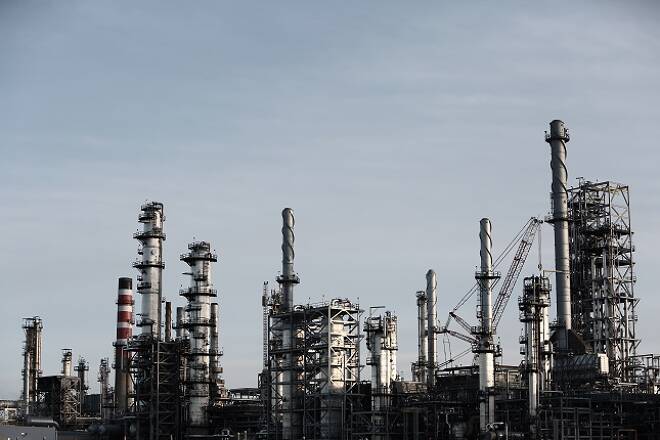 Oil Speculators Are Selling As Global Production Continues To Climb