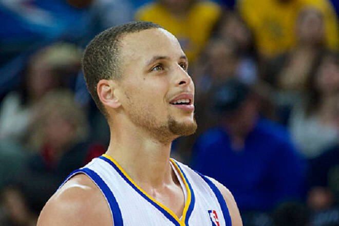 The Big Investment of Stephen Curry
