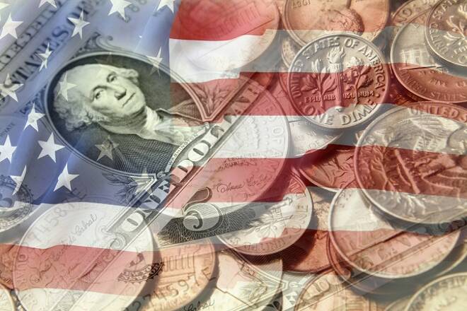 Dollar Tumbles Amid Fears Trade War May Threaten U.S. Economic Growth