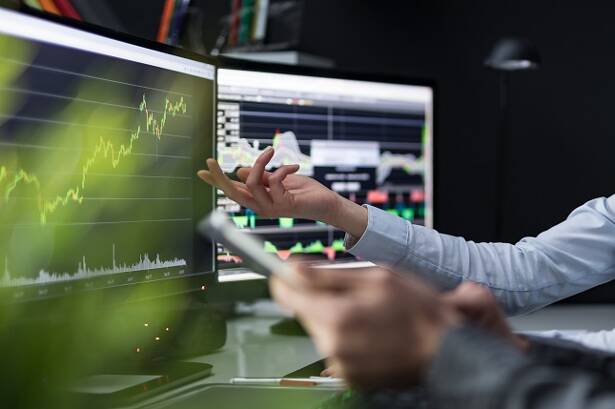 How to Outsmart those Irksome, Powerful High-Frequency Traders