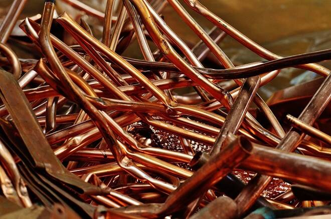 Gold Up Amid US-EU Trade Tensions; Copper To Test 10-Month Highs