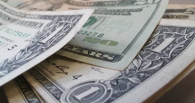Dollar Edges Higher Following Q2 US GDP Release