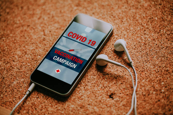 Internet Banking app in a mobile phone screen.