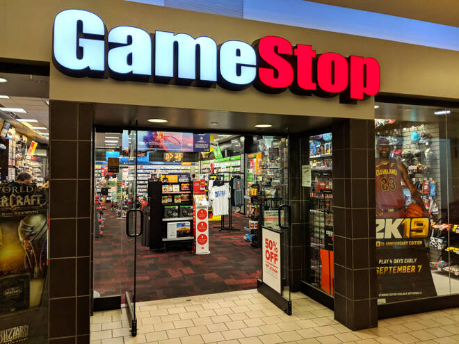 Gamestop store in Kahala Mall shopping center