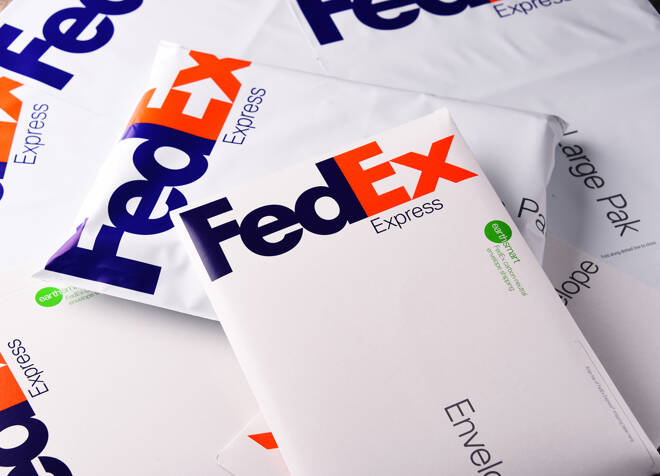FedEx envelopes and parcels