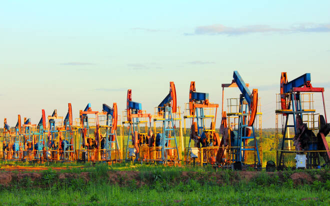 working oil pumps in row