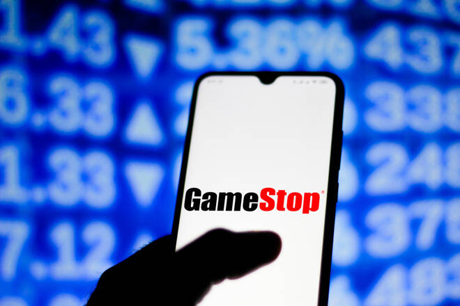 GameStop Does Some Rebranding, Gains Twitter Nod