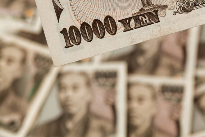 Yen Keeps Crushing