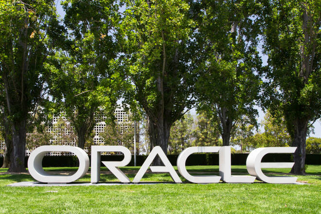 Oracle Stock Is A Big Money Favorite