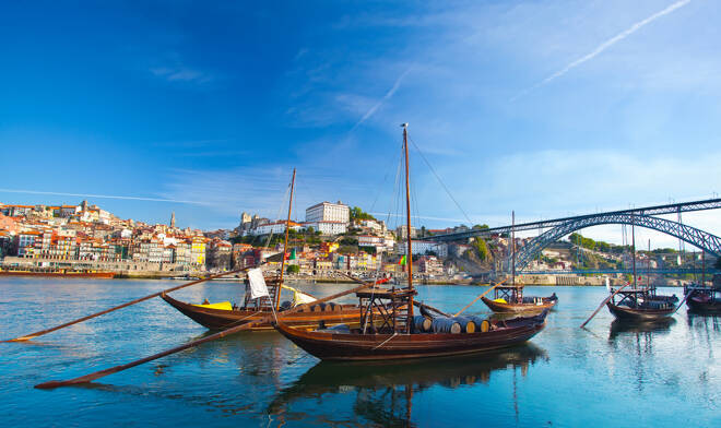 Ancient Boat in Oporto, in which was used to transport the Port fxempire