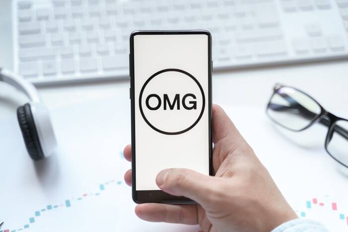 Russia,Moscow,08.06.2021.,Logo,With,Omg,,Omisego,Network,In,Mobile