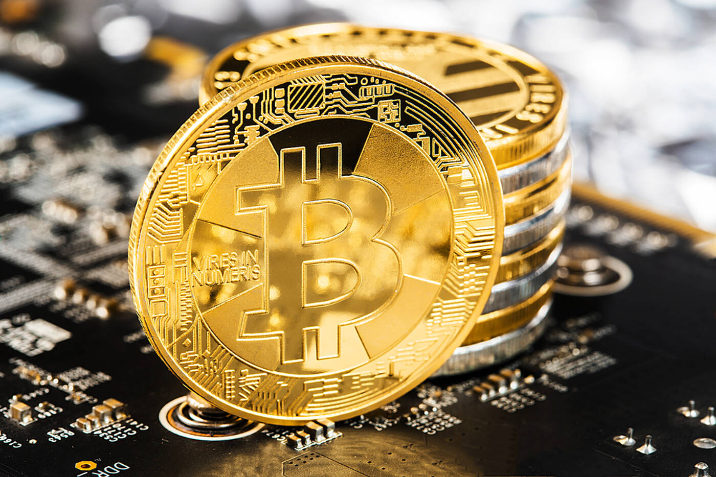 Bitcoin Bulls Jittery over BTC Going Illiquid at $100K a Month