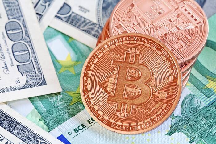 Bitcoin LUNA crypto market