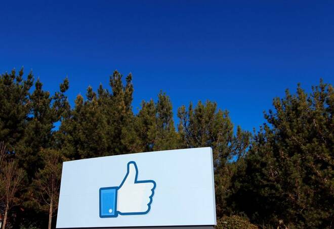 A giant "like" icon made popular by Facebook is seen at the company's new headquarters in Menlo Park, California January 11, 2012. REUTERS/Robert Galbraith