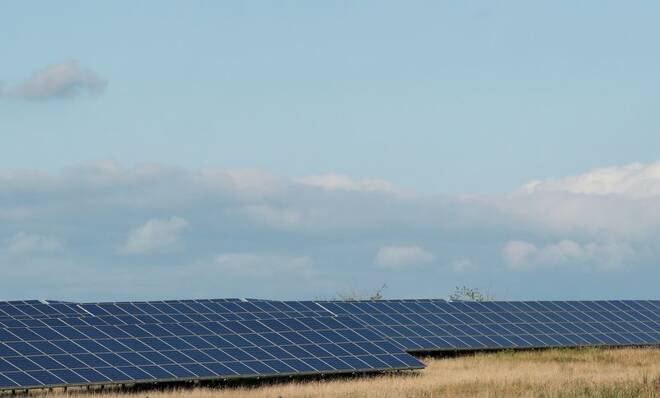 Solar panels at Westmill Wind Farm & Solar Park