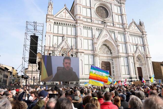 Ukrainian President Zelenskiy addresses demonstrators during protest in Florence