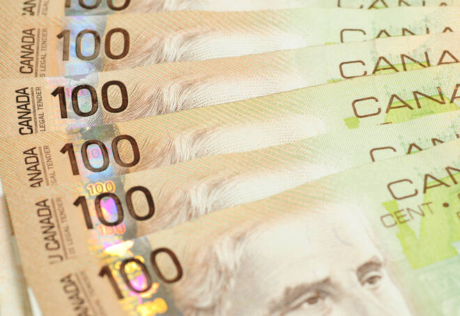 The Dollar Breaks Out to 2022 Highs Versus the Loonie