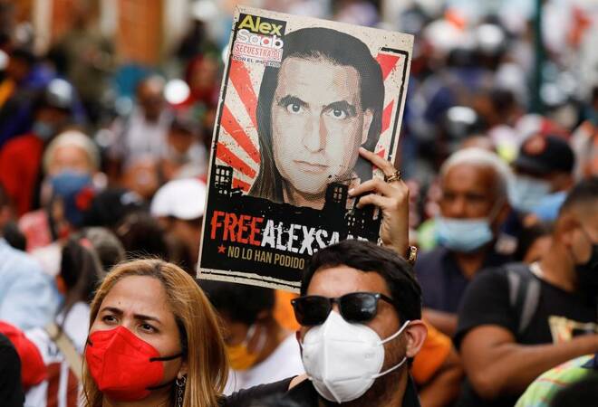 Demonstrators call for release of extradited Venezuelan envoy Alex Saab, in Caracas
