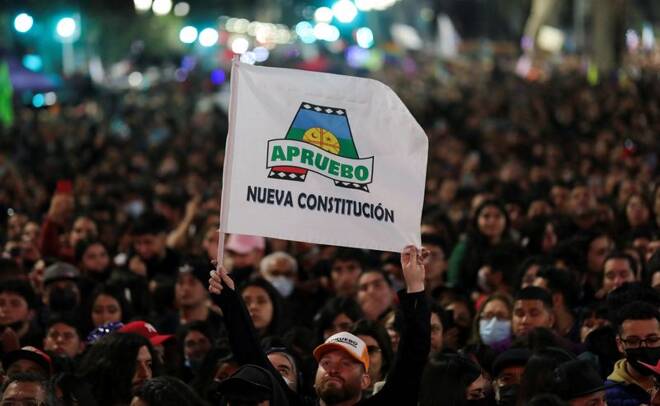 Chile's constitutional campaigns come to a close ahead of referendum