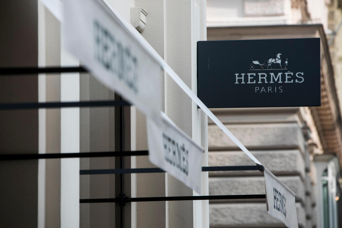 Hermes deals share price