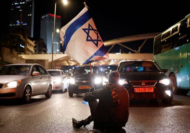 Protest against Israel's right-wing government in Tel Aviv