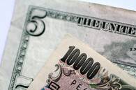 Illustration photo of U.S. Dollar and Japan Yen notes
