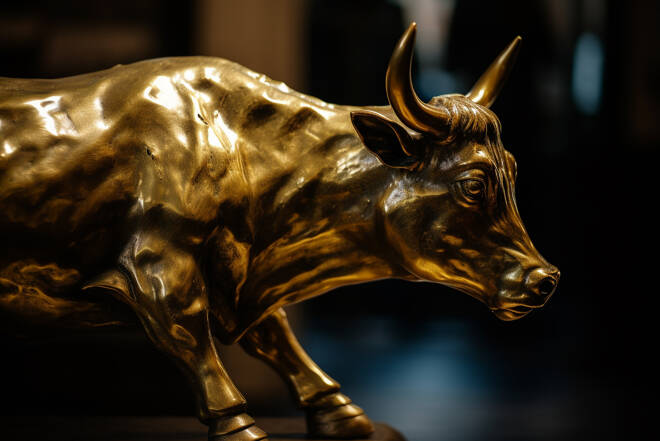 Gold bull, FX Empire
