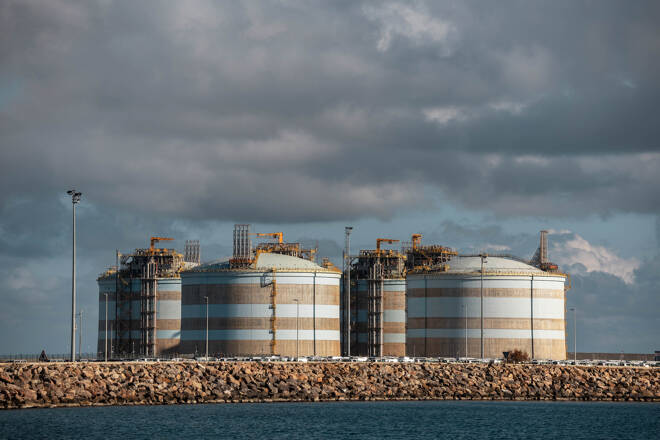 Natural gas tanks, FX Empire