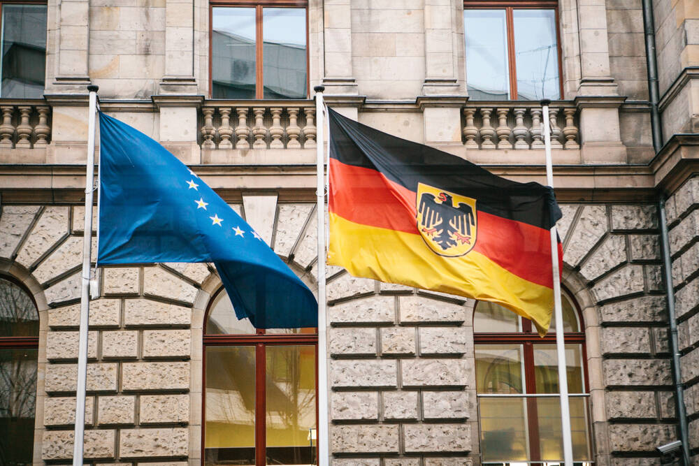 Flag of Germany and the EU, FX Empire