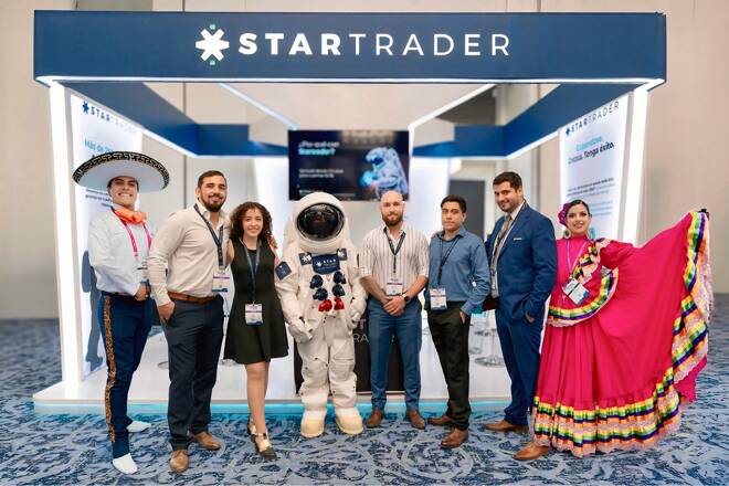 STARTRADER team at Money Expo Mexico. FX Empire