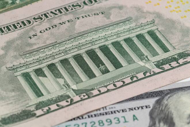 US Dollar Forecast: Slides as Tariff Shock Hits Sentiment – GBP/USD and EUR/USD
