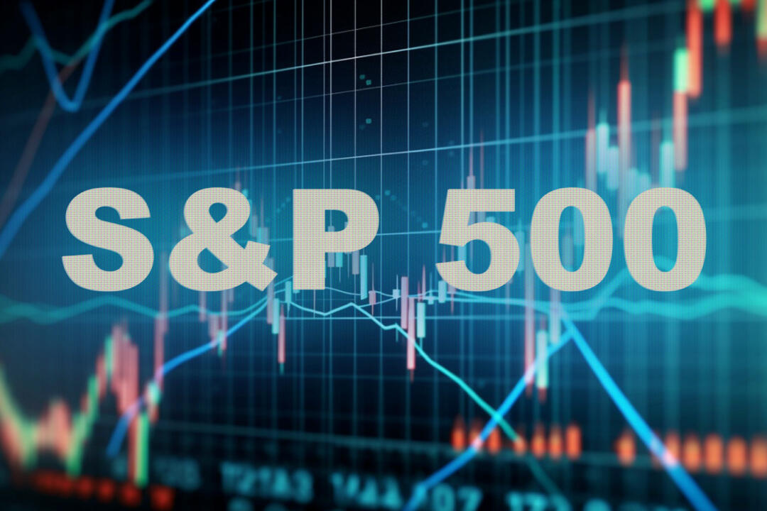 S&P 500 Index: Disney Soars, AMD Gains as US Stocks Rise Ahead of Fed Forecast