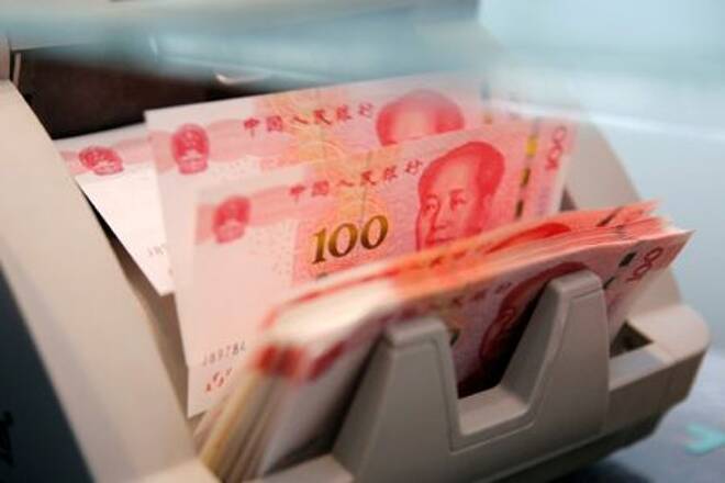 FILE PHOTO: Chinese 100 yuan banknotes are seen in a