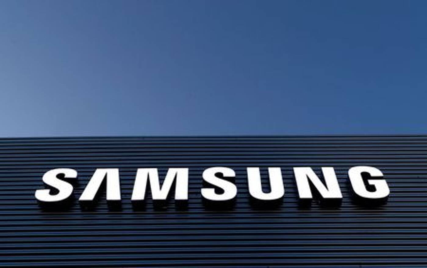 Samsung Set to Integrate NFTs into its TV Technology in 2022