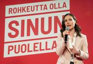 Primeira-ministra da Finlândia, Sanna Marin, discursa durante evento de seu partido, em Helsinque, Finlândia