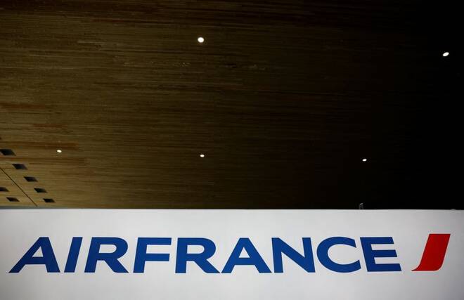 Logp da Air France no aeroporto Charles de Gaulle, em Paris