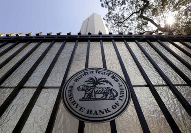 Símbolo do banco central da Índia é retratado em portão