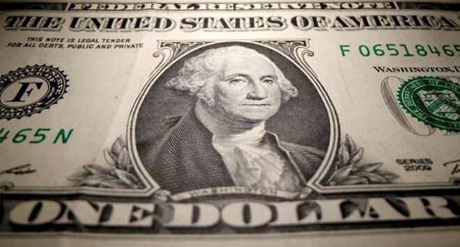 Dólar recobra forças e renova máxima acima de R$5,30 com