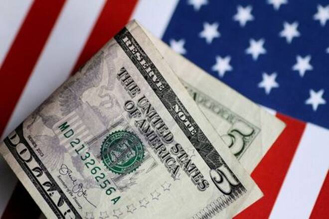 Dólar supera R$5,45 reais com temores sobre redução de estímulo