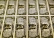 Dólar tem queda contra real antes de Ptax
