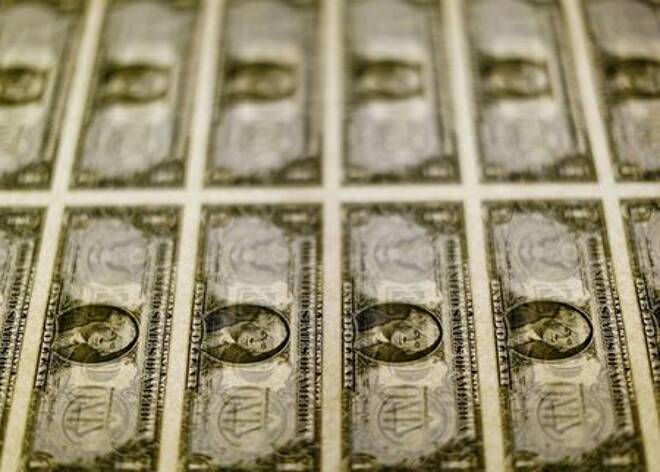Dólar recua ante real com nova intervenção do BC, mas
