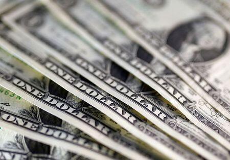 Dólar termina o dia em alta, cotado a R$ 5,59.