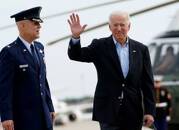 Presidente dos EUA, Joe Biden, embarca em avião na base