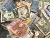 Dólares y otras divisas
