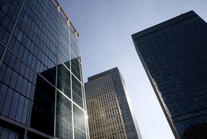 Imagen de archivo de rascacielos en el distrito financiero Canary Wharf en Londres
